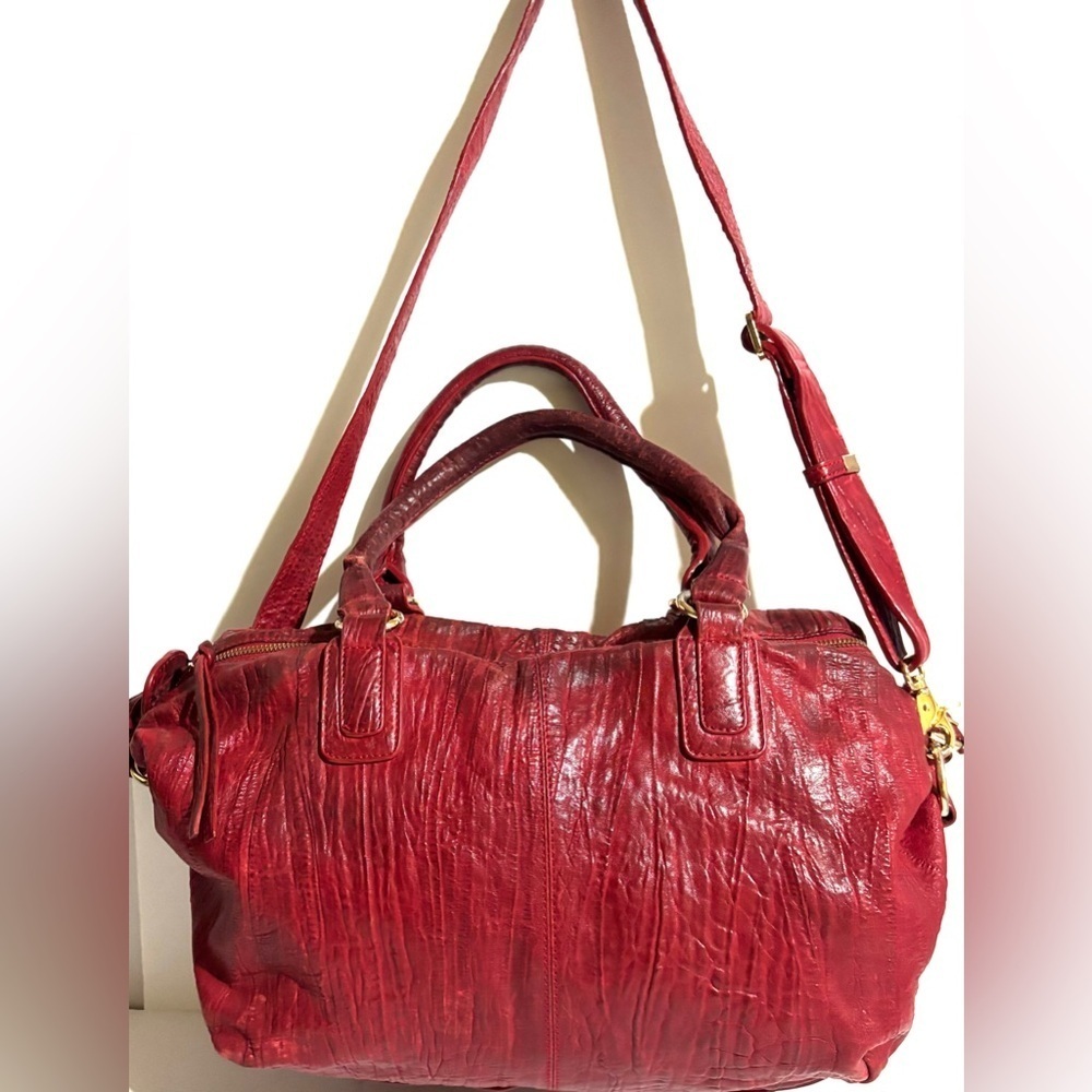 Monserat De Lucca Elegant Red Leather Handbag